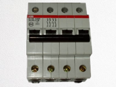 ABB微型断路器 S203-C32